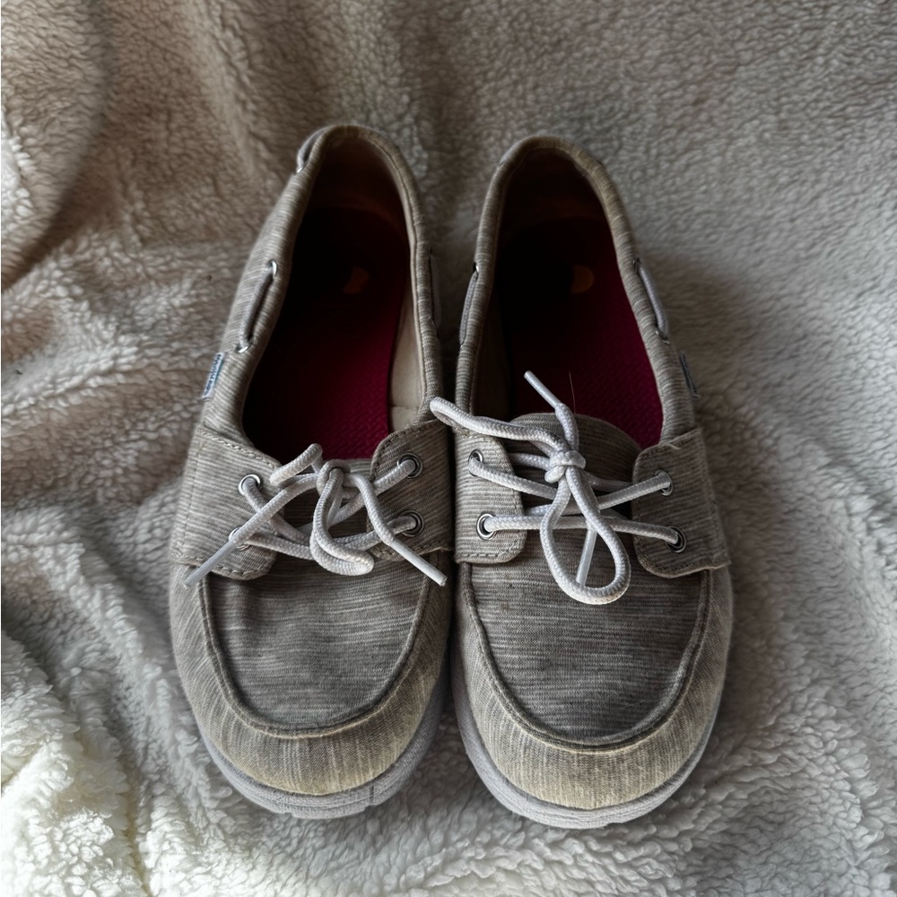 Maui Island Comfortable Lace Flats